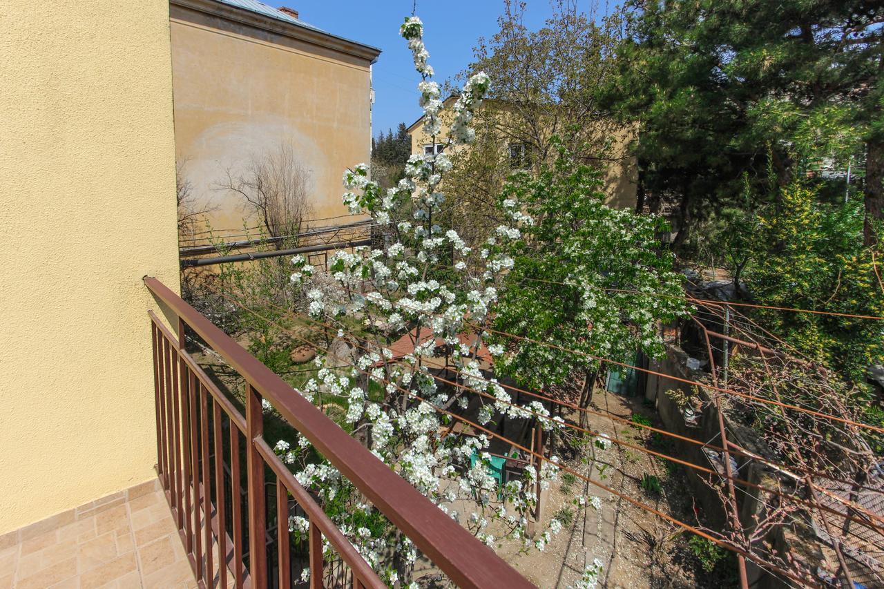 Apartment Gardens 44 Tbilisi Exteriör bild