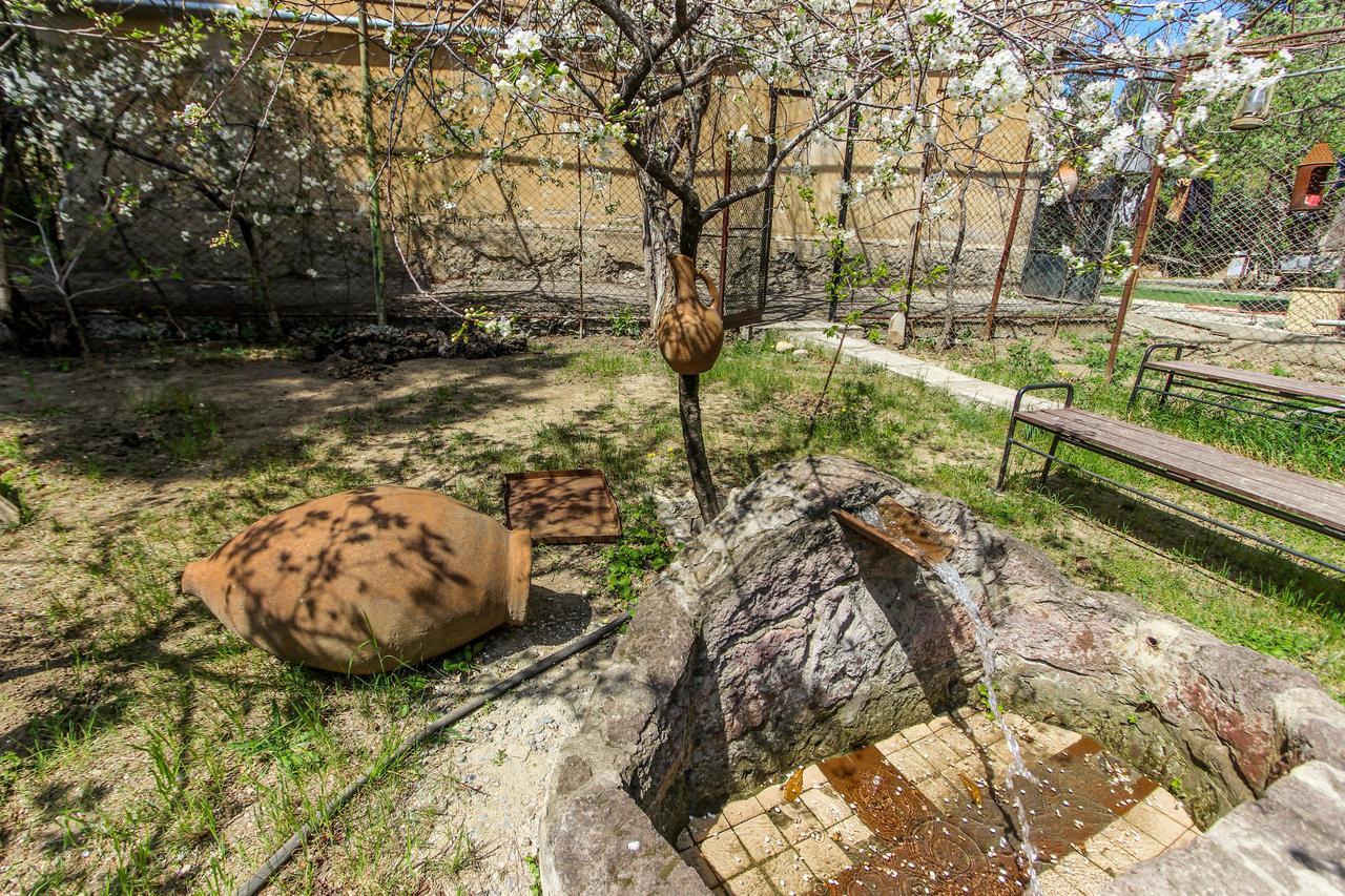 Apartment Gardens 44 Tbilisi Exteriör bild
